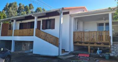 a vendre jolie villa entièrement rénovée de type f5 d'environ 103 m², le tampon bras creux