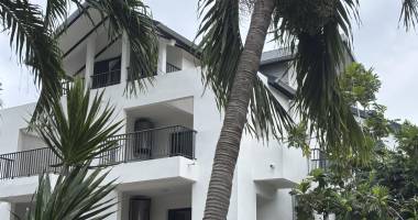 a vendre – superbe t4 duplex neuf au cœur de saint-leu