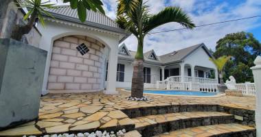 a louer une villa f6 mont vert les hauts st pierre