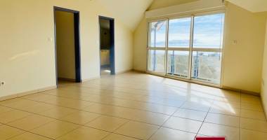 a vendre appartement f2 65 m²  sainte-clotilde - vue océan