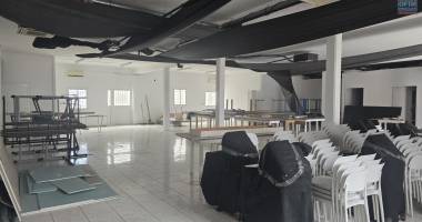 À louer À sainte-clotilde local commercial 260 m2