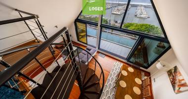 superbe t3 duplex meublé avec vue mer panoramique - front de mer saint-pierre