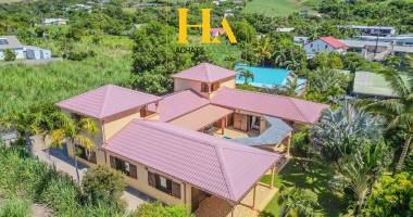 saint joseph carosse - maison 220m²  avec piscine