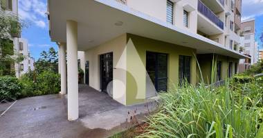 local commercial la possession 1 pièce(s) 87 m2