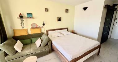 la marina : studio de 25 m2 meublé avec vue mer, citerne et lave-linge