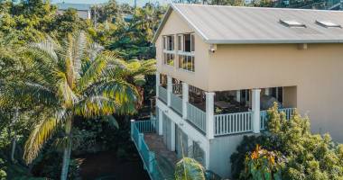 villa 300 m2 petit ile - terrain 1828m2