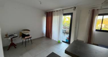 maison de ville f4 meublée petite résidence esh 