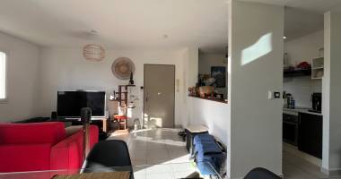 beau t2 meublé 50 m2 la grande montée bas des rampes