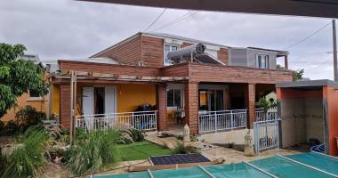 maison avec piscine a vendre st-clotilde la bretagne ile de la reunion